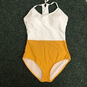Color block one piece swimsuit